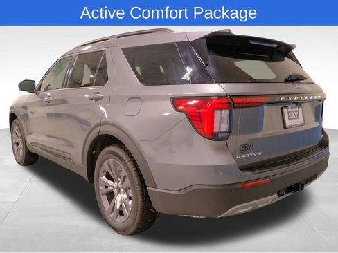 New 2026 Ford Explorer Active image 5