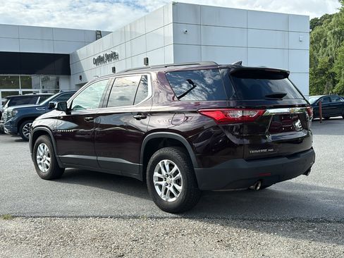 Used 2021 Chevrolet Traverse LT AWD/4WD image 8
