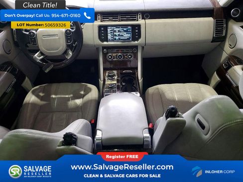 Used 2015 Land Rover Range Rover HSE image 11