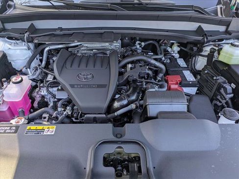 New 2026 Toyota Grand Highlander LE image 16