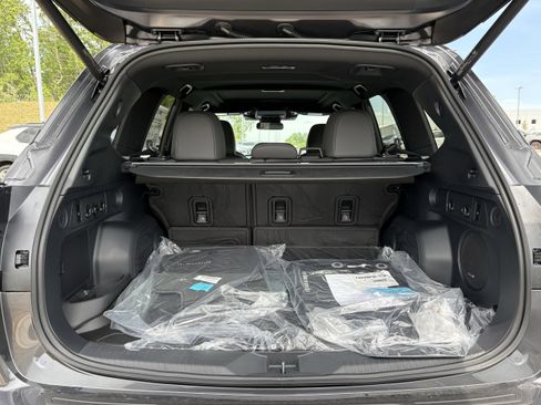 New 2026 Subaru Forester Touring AWD/4WD image 12