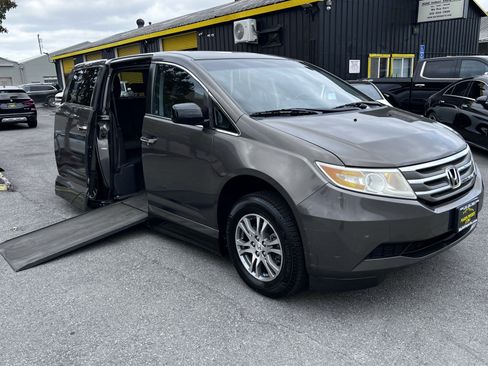 Used 2011 Honda Odyssey EX-L image 4