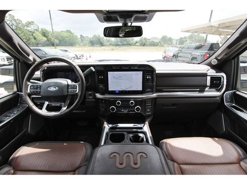 Used 2024 Ford F250 King Ranch AWD/4WD image 11