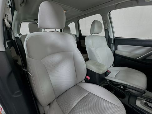 Used 2016 Subaru Forester 2.5i Premium AWD/4WD image 26