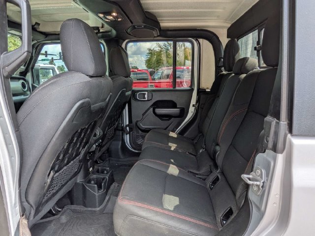 Used 2022 Jeep Gladiator Rubicon w/ Trailer Tow Package AWD/4WD image 16