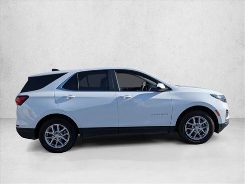 Used 2024 Chevrolet Equinox LT image 4