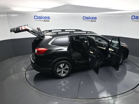 Used 2019 Subaru Ascent Premium w/ Popular Package #2 AWD/4WD image 57