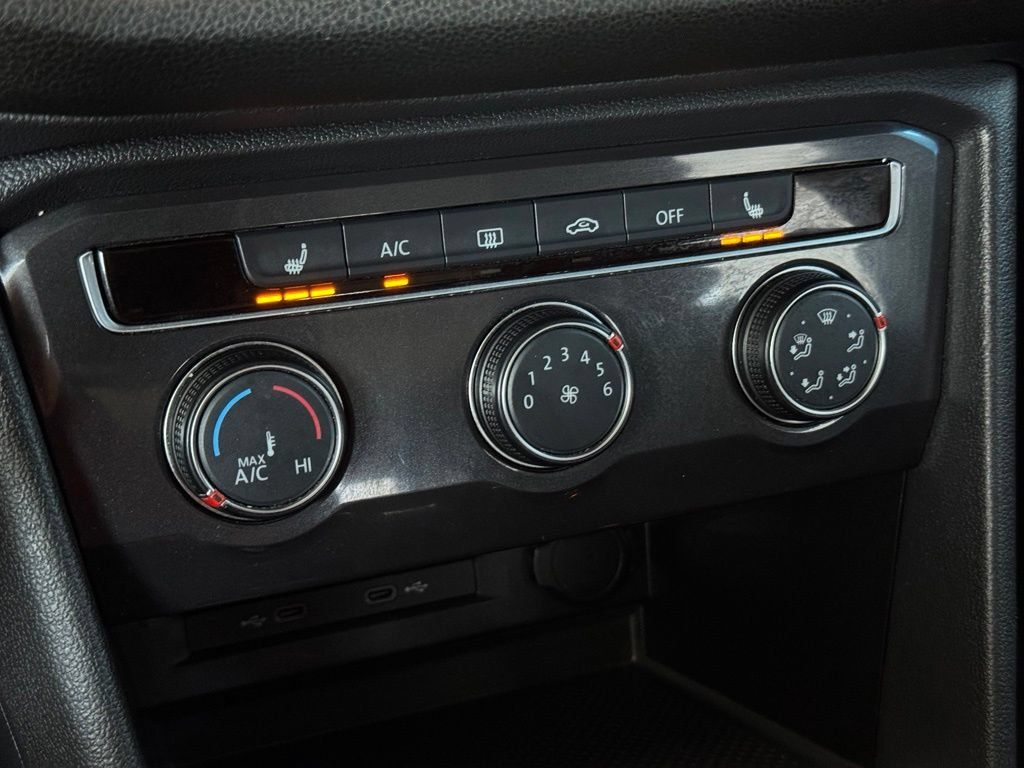 Used 2024 Volkswagen Tiguan Wolfsburg Edition AWD/4WD image 34