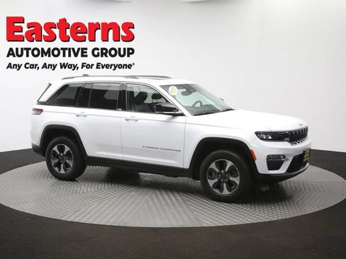 Used 2023 Jeep Grand Cherokee 4WD 4xe image 54