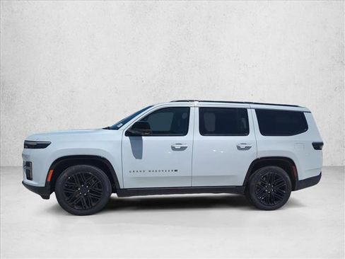 New 2026 Jeep Grand Wagoneer Limited AWD/4WD image 4