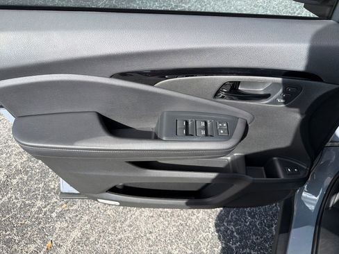 Used 2022 Honda Passport Elite image 18