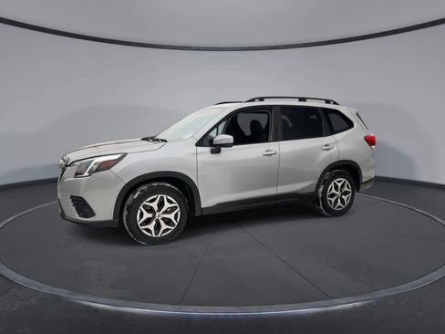 Certified 2023 Subaru Forester Premium image 4