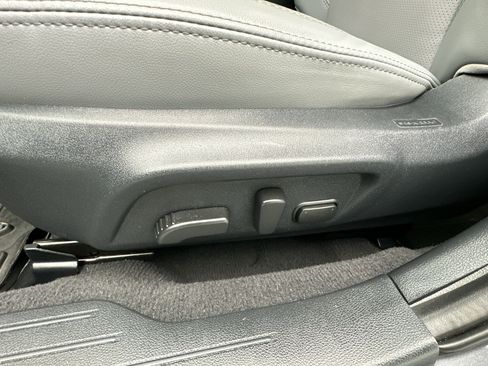 Used 2018 Subaru Outback 2.5i Limited image 14