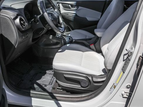 Used 2022 Hyundai Kona SEL w/ Convenience Package AWD/4WD image 17