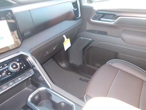 New 2026 GMC Sierra 2500 Denali image 16