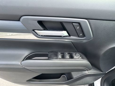 New 2027 GMC Terrain Elevation w/ Black Edition AWD/4WD image 15