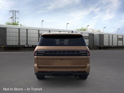 New 2026 Lincoln Navigator L Black Label image 4