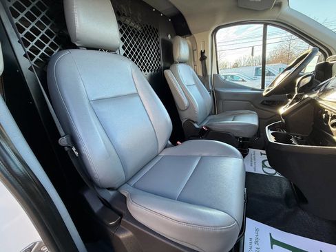 Used 2015 Ford Transit 250 130 Low Roof image 22