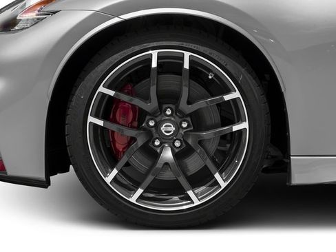 Used 2016 Nissan 370Z NISMO RWD image 14