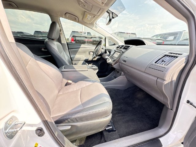 Used 2012 Toyota Prius V Five FWD image 29