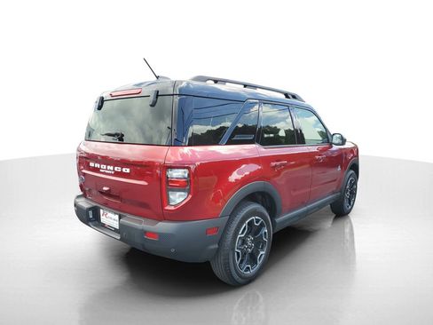 New 2025 Ford Bronco Sport Outer Banks image 4