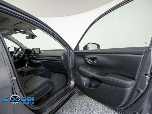 Used 2023 Honda HR-V EX-L image 36