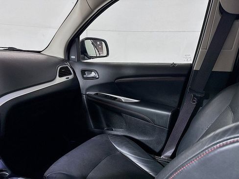 Used 2017 Dodge Journey GT w/ Driver Convenience Group image 24