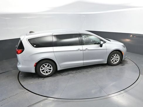 Used 2023 Chrysler Voyager LX FWD image 34
