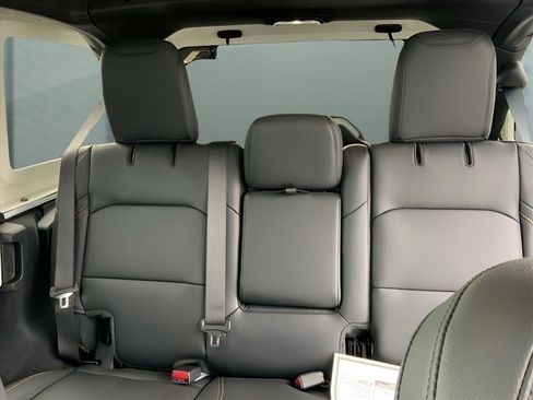 New 2025 Jeep Wrangler Sahara AWD/4WD image 13
