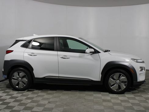 Used 2021 Hyundai Kona Limited w/ Cargo Package FWD image 41