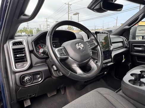 Used 2024 RAM 2500 Big Horn w/ Night Edition AWD/4WD image 13