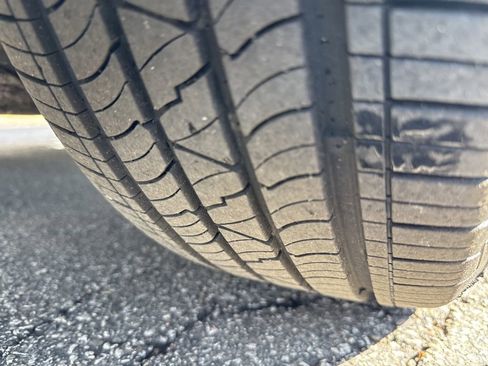 Used 2012 Toyota Camry LE image 42