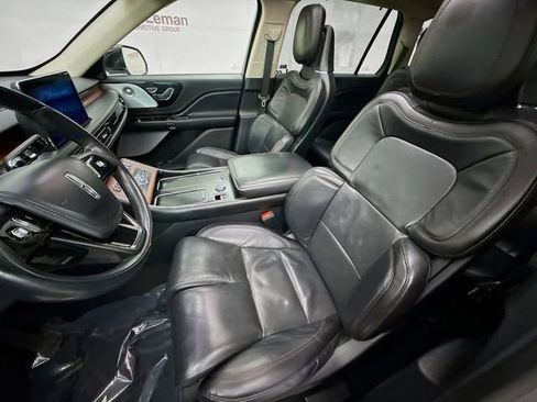 Used 2021 Lincoln Aviator Reserve w/ Equipment Group 202A image 24