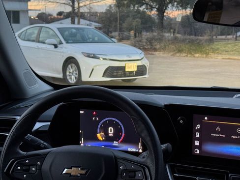 Used 2025 Chevrolet TrailBlazer LT image 34