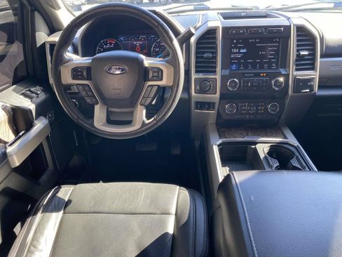 Used 2019 Ford F250 Lariat w/ Lariat Ultimate Package AWD/4WD image 11