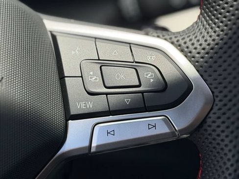 New 2026 Volkswagen GTI SE FWD image 27