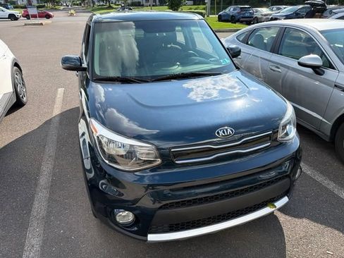 Used 2018 Kia Soul + w/ Audio Package FWD image 17