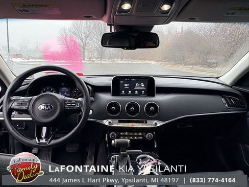 Used 2019 Kia Stinger image 11