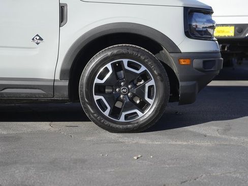 Used 2021 Ford Bronco Sport Outer Banks image 4