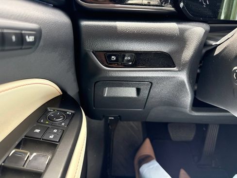 Used 2024 Lexus NX 350h AWD w/ Vision Package image 13
