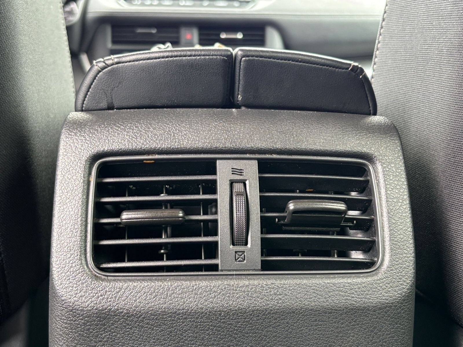 Used 2026 Nissan Rogue SV AWD/4WD image 24
