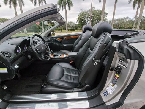 Used 2007 Mercedes-Benz SL 550 image 14