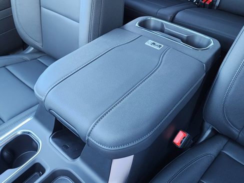 New 2026 GMC Sierra 1500 SLT w/ SLT Premium Plus Package image 31