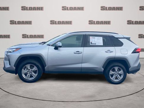 Used 2024 Toyota RAV4 XLE AWD/4WD image 2