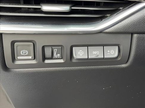 Used 2020 Cadillac XT4 Sport AWD/4WD image 16