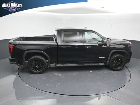 Used 2024 GMC Sierra 1500 Elevation w/ LPO, Elevation Black Package AWD/4WD image 16