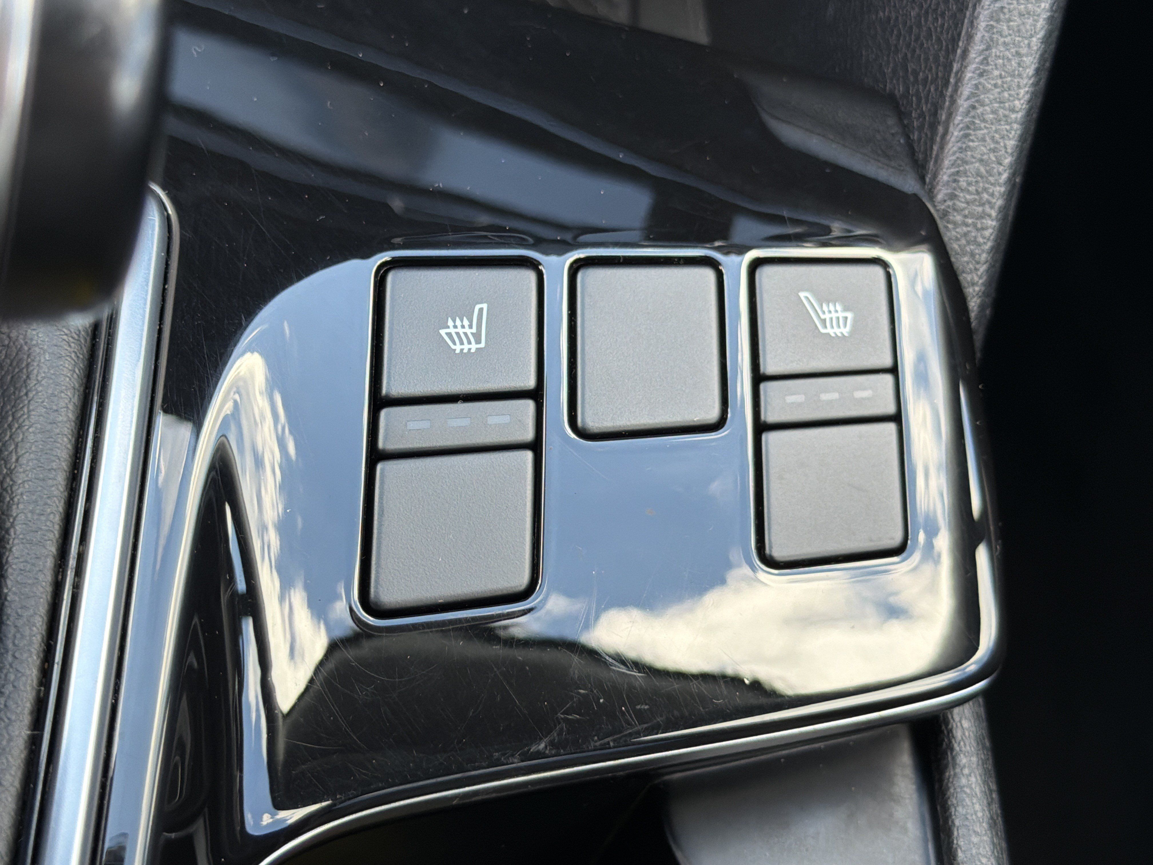 Certified 2023 Kia Sportage EX FWD image 33