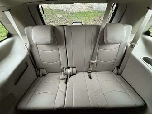 Used 2016 Cadillac Escalade Luxury image 21
