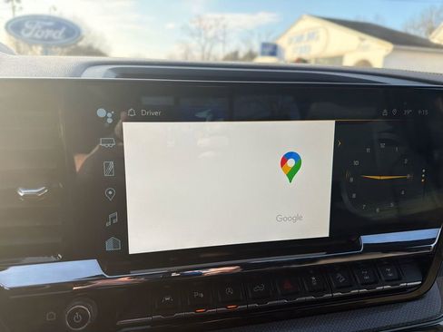 Used 2024 Chevrolet Silverado 1500 ZR2 w/ Technology Package image 18