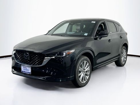 Used 2022 MAZDA CX-5 Signature image 1